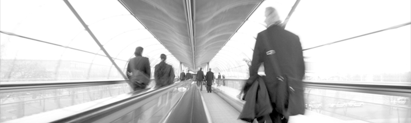 foto_Rollweg_Flughafen_790_240